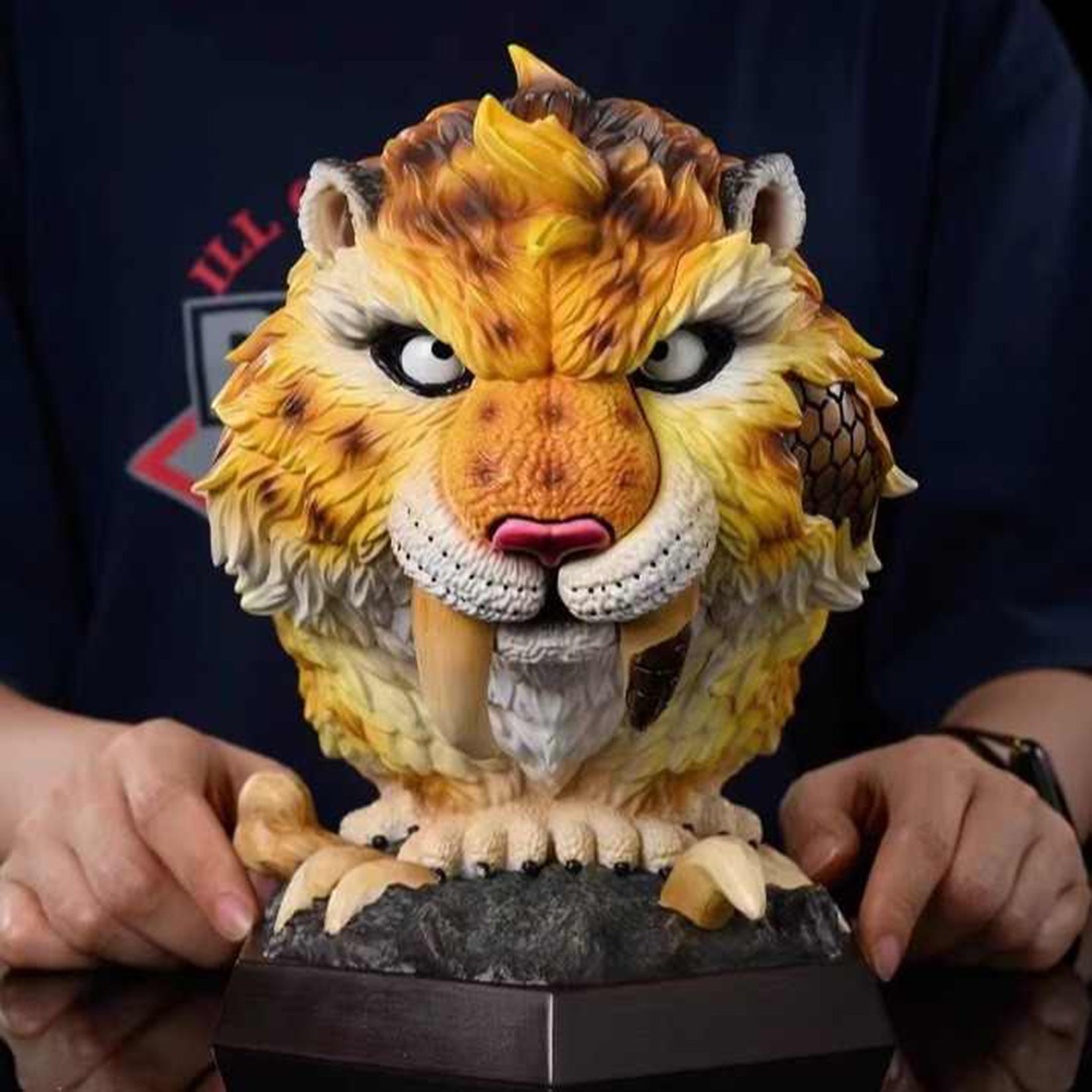 KONG SPECIES STUDIO Limited Saber-toothed Tiger