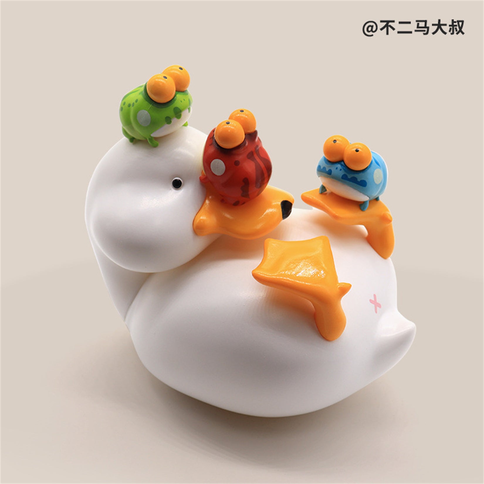 PVC Animal Sculptures Duck and Three Frogs Model Decor
