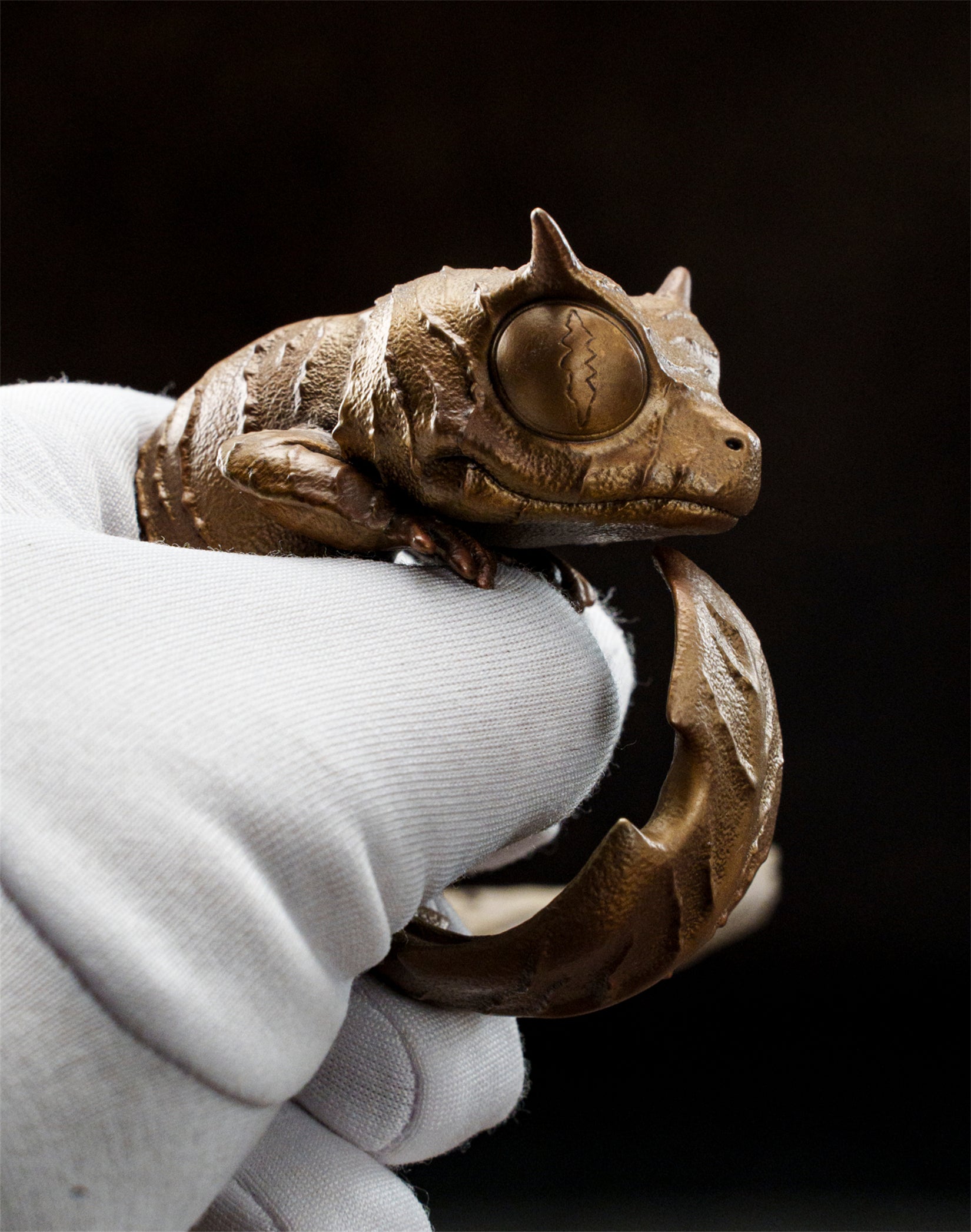 BOWUZHI Studio Leaf-Tailed Gecko Bronze Sculpture