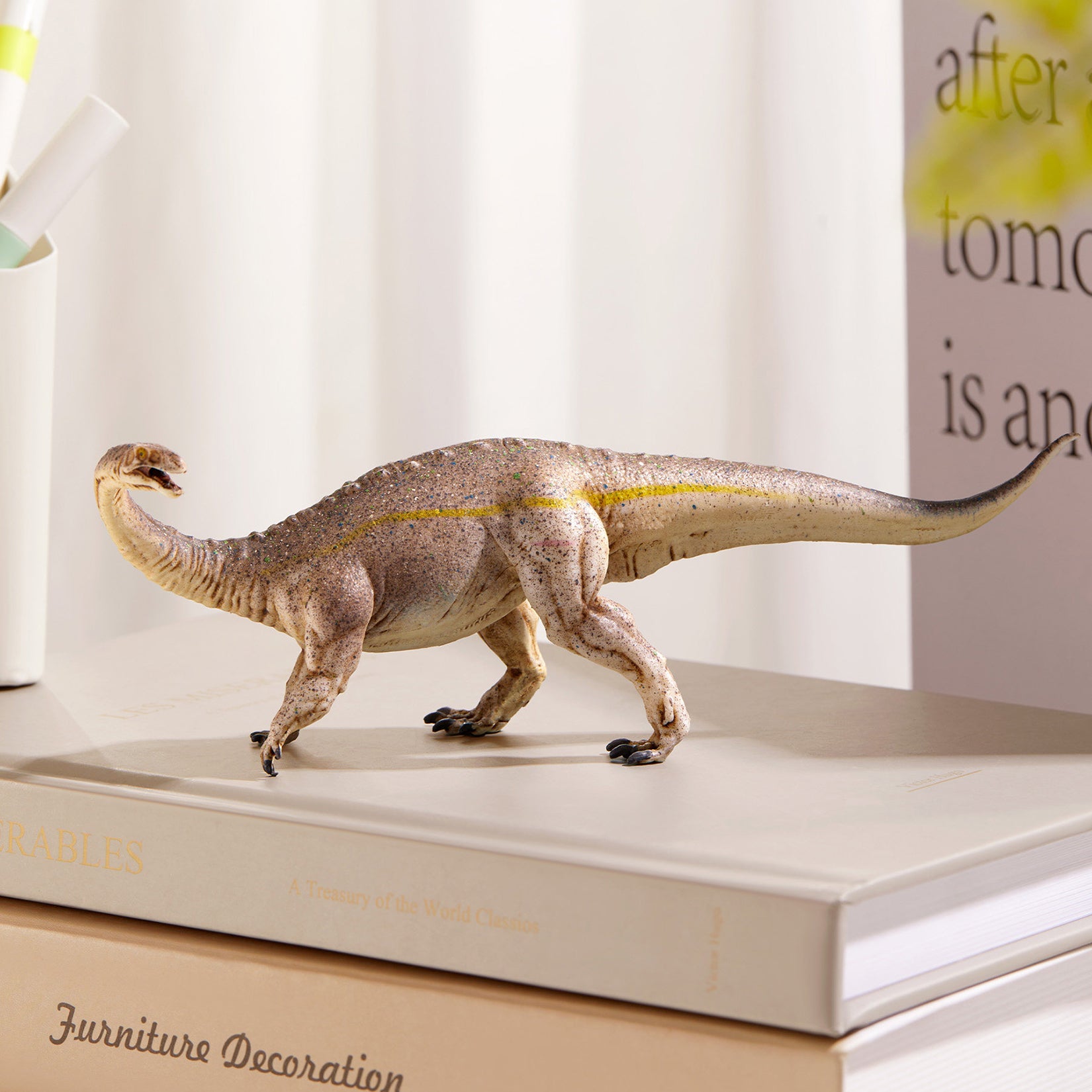 Lufengosaurus Huenei Model Dinosaur Figurine Decor