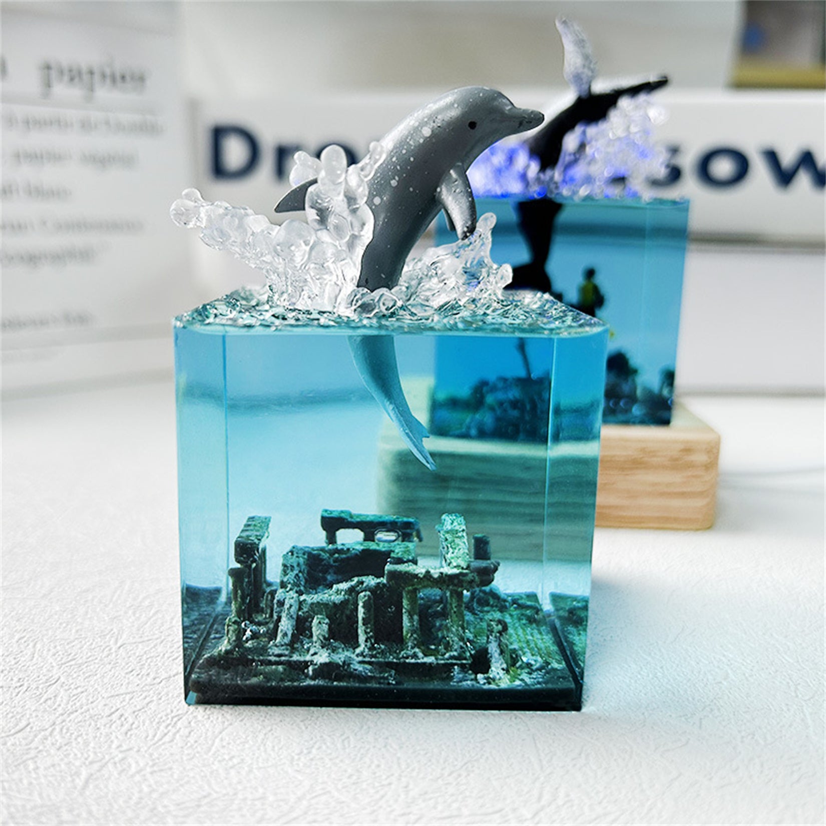 Resin Ocean Lamp Dolphins Model Humpback Figure