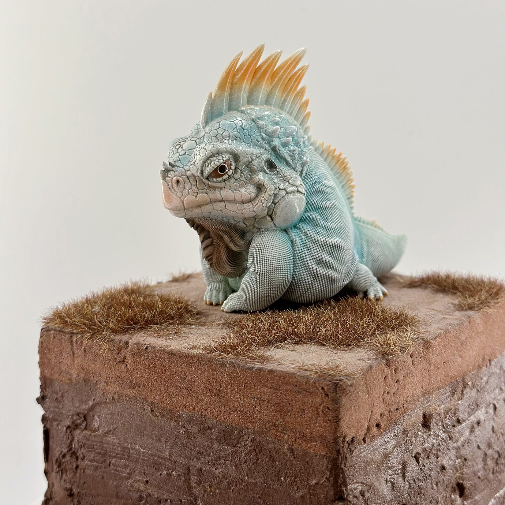BOWUZHI Studio Resin Iguana Figurine