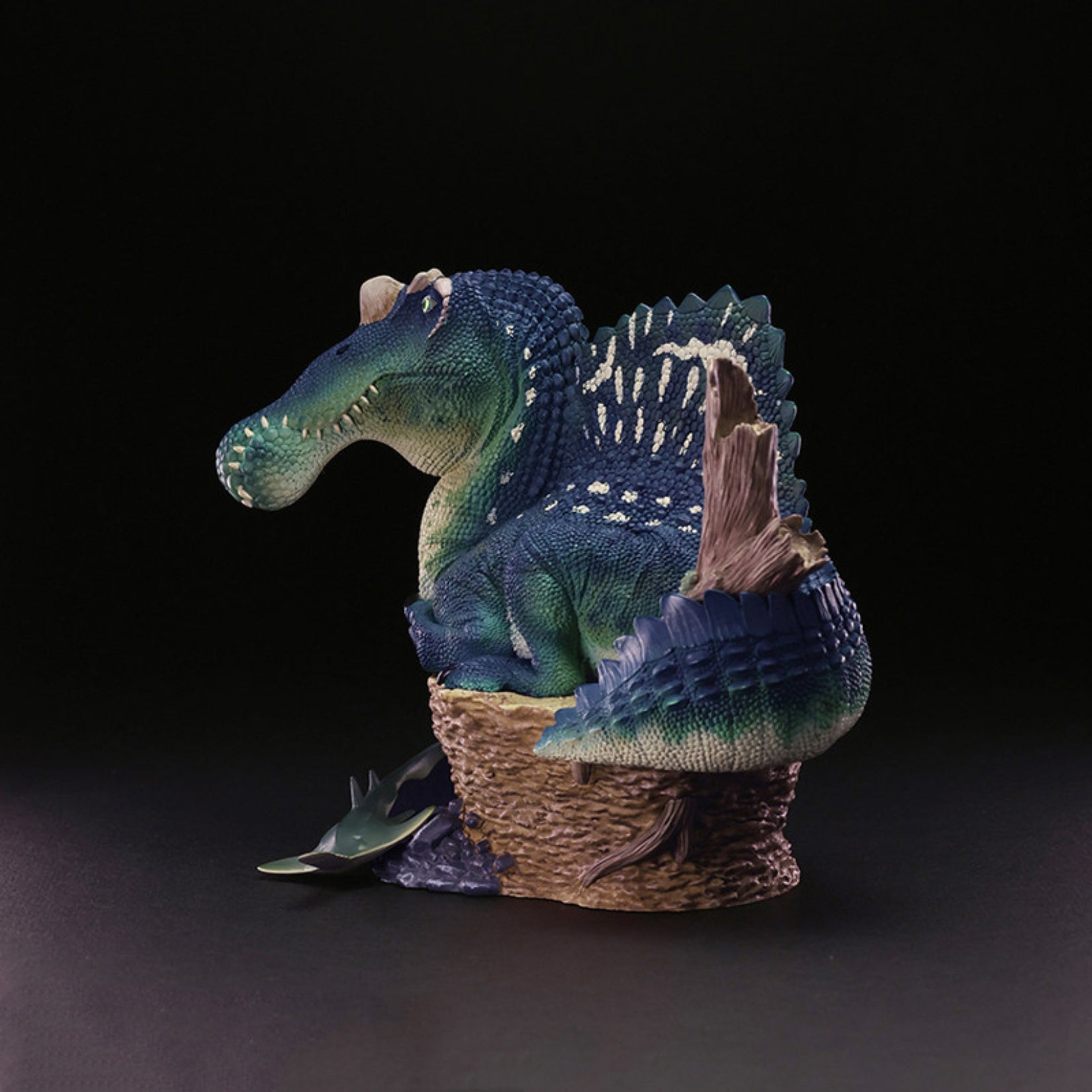 Animal Heavenly Body Spinosaurus Figurine