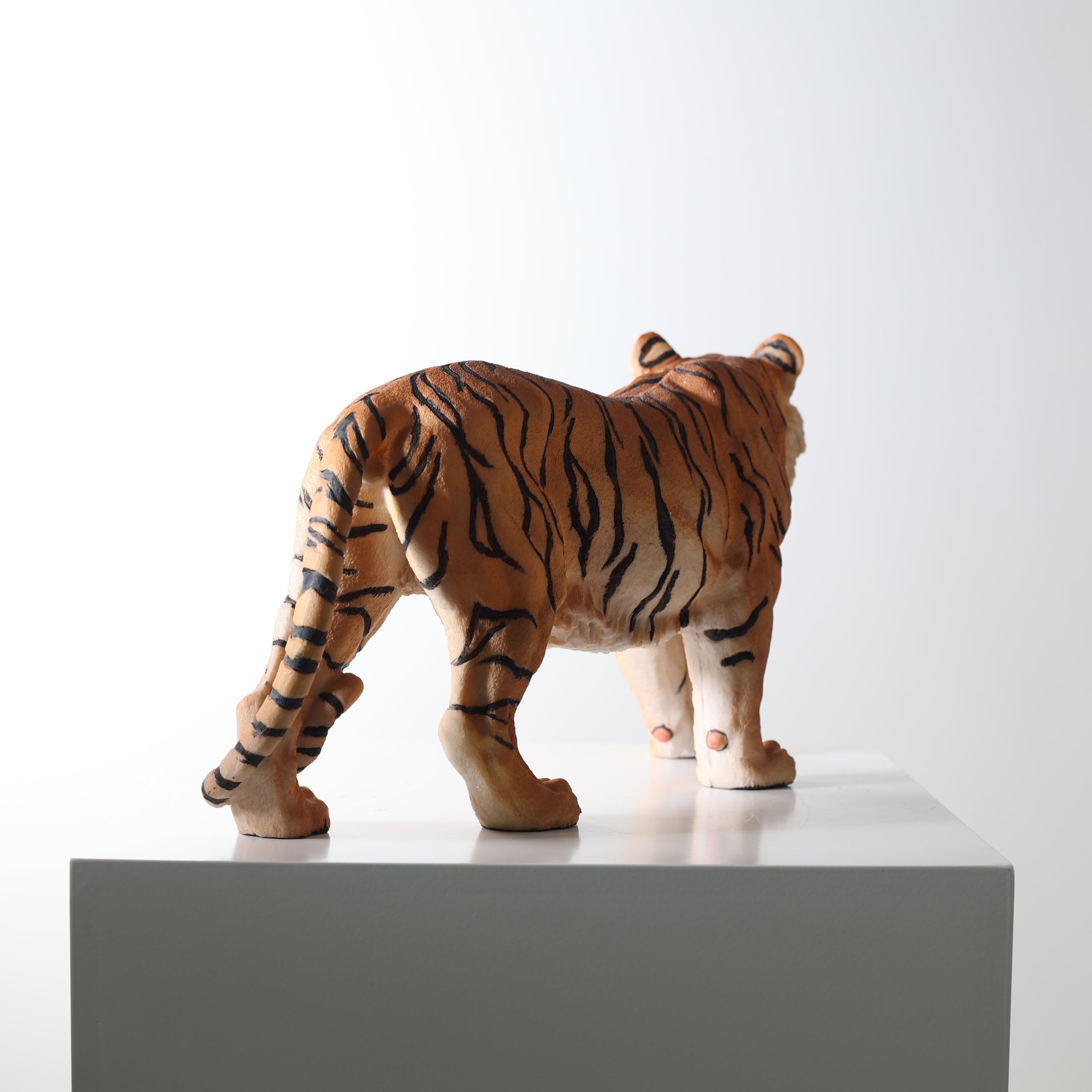 BOWUZHI Studio 1:6 Scale Siberian Tiger Model