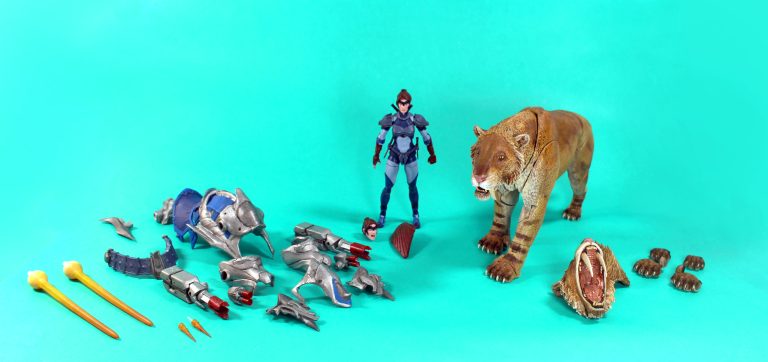 Beasts of the Mesozoic Smilodon Helina Cyberzoic Exclusive action figure