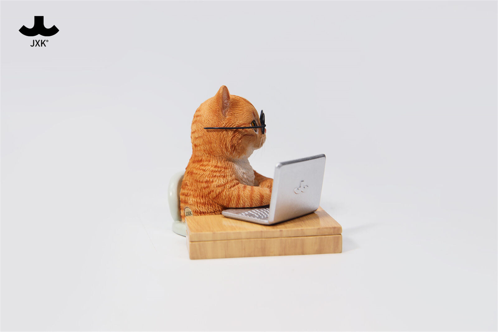 JXK 1/6 Slack Off Cat Model