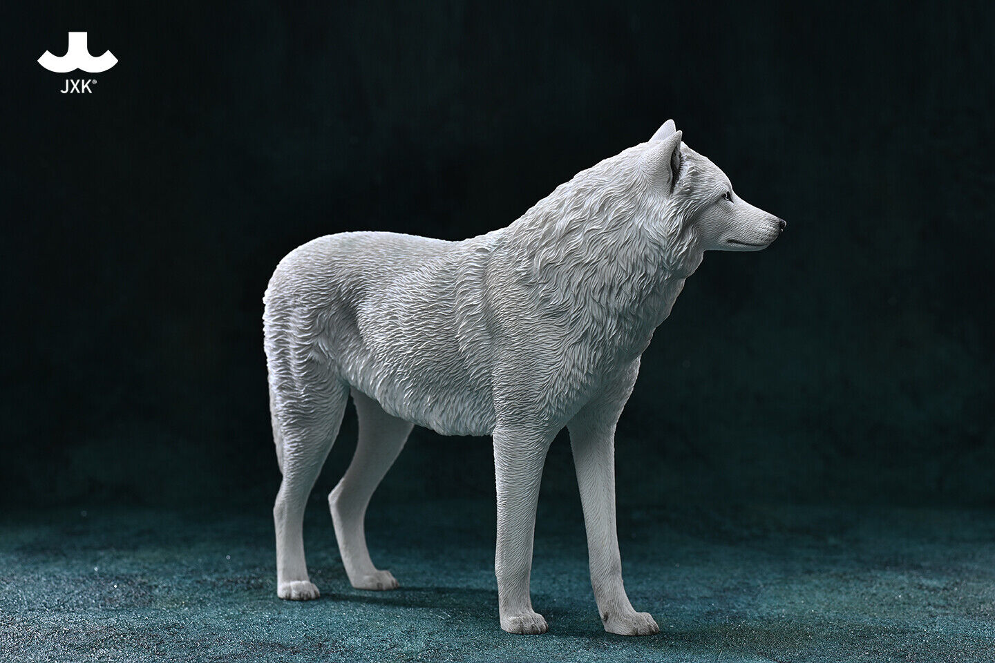 JXK 1/6 Arctic Wolf Model