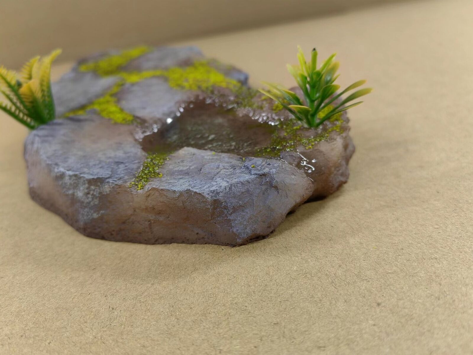 HAOLONGGOOD 1:20 Scale Pachyrhinosaurus Model