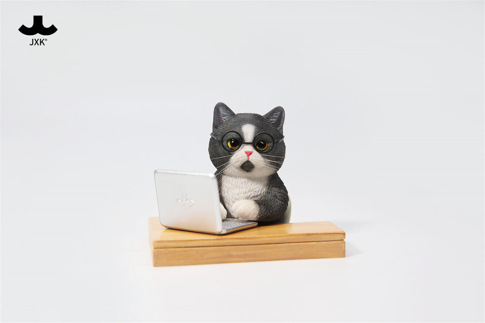 JXK 1/6 Slack Off Cat Model