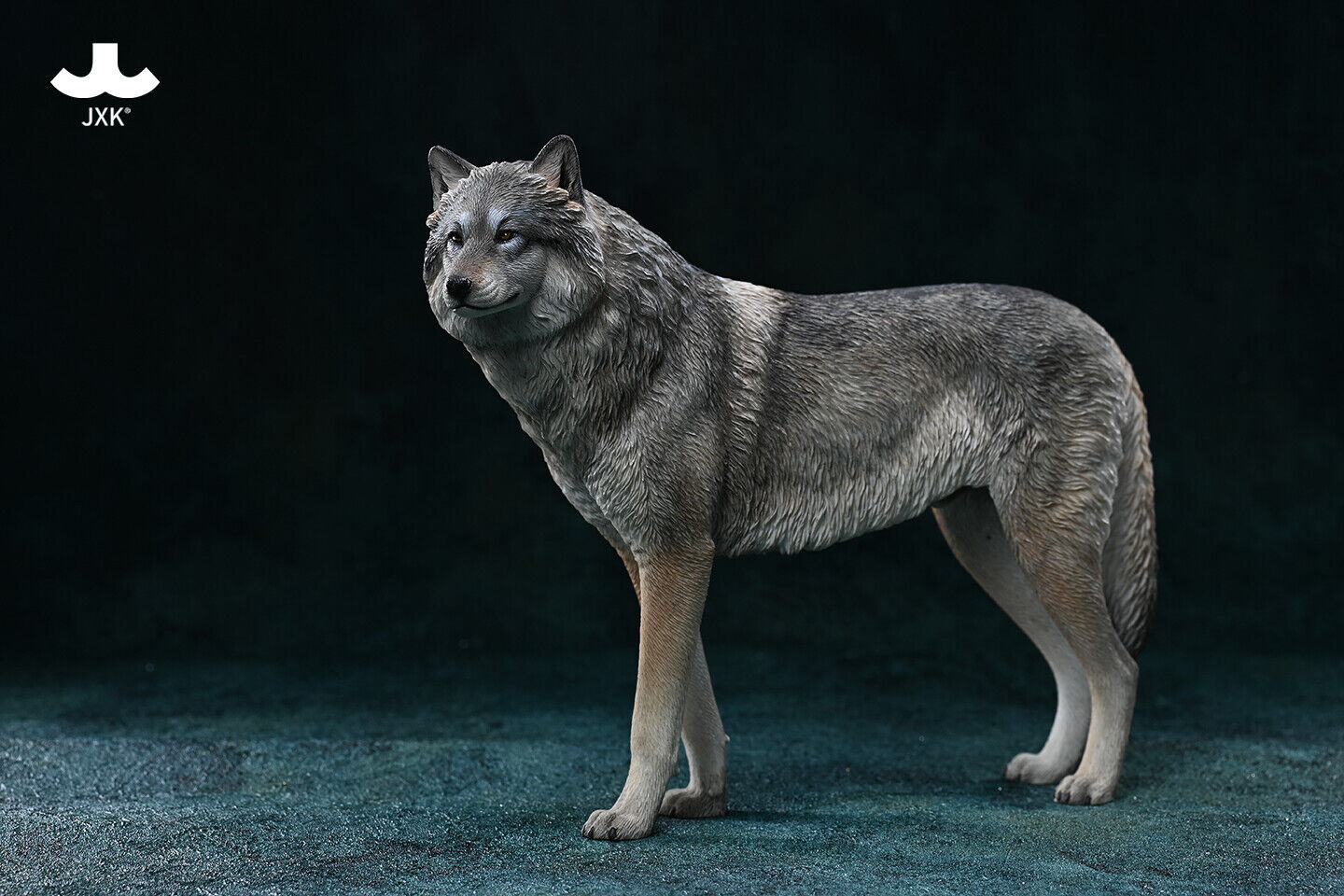 JXK 1/6 Arctic Wolf Model