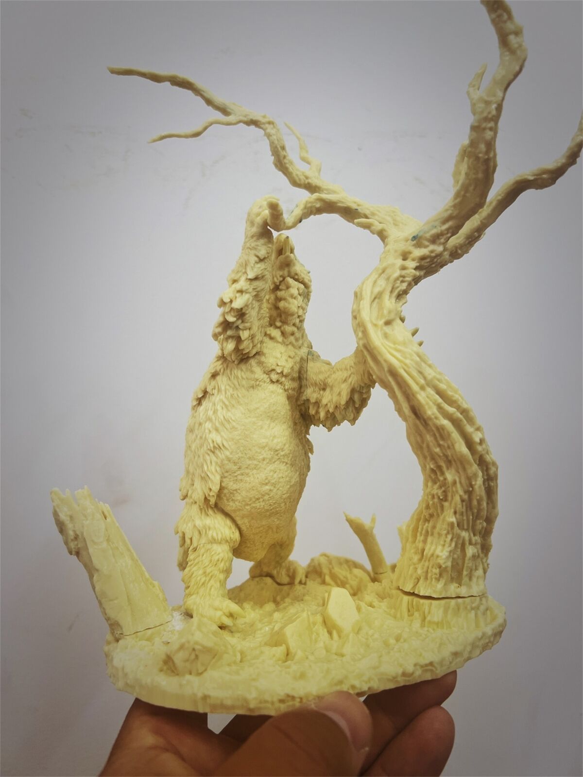 PASSION CHARGER 1/35 Megatherium Scene Statue