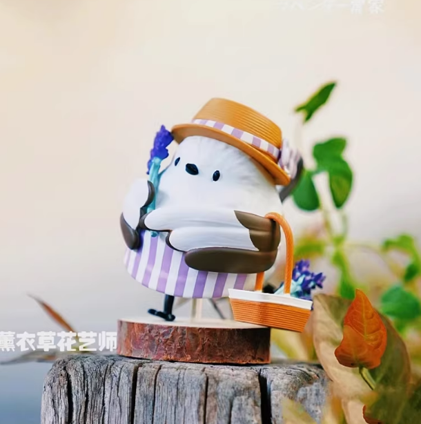 Long-Tailed Tit Blind Box Model