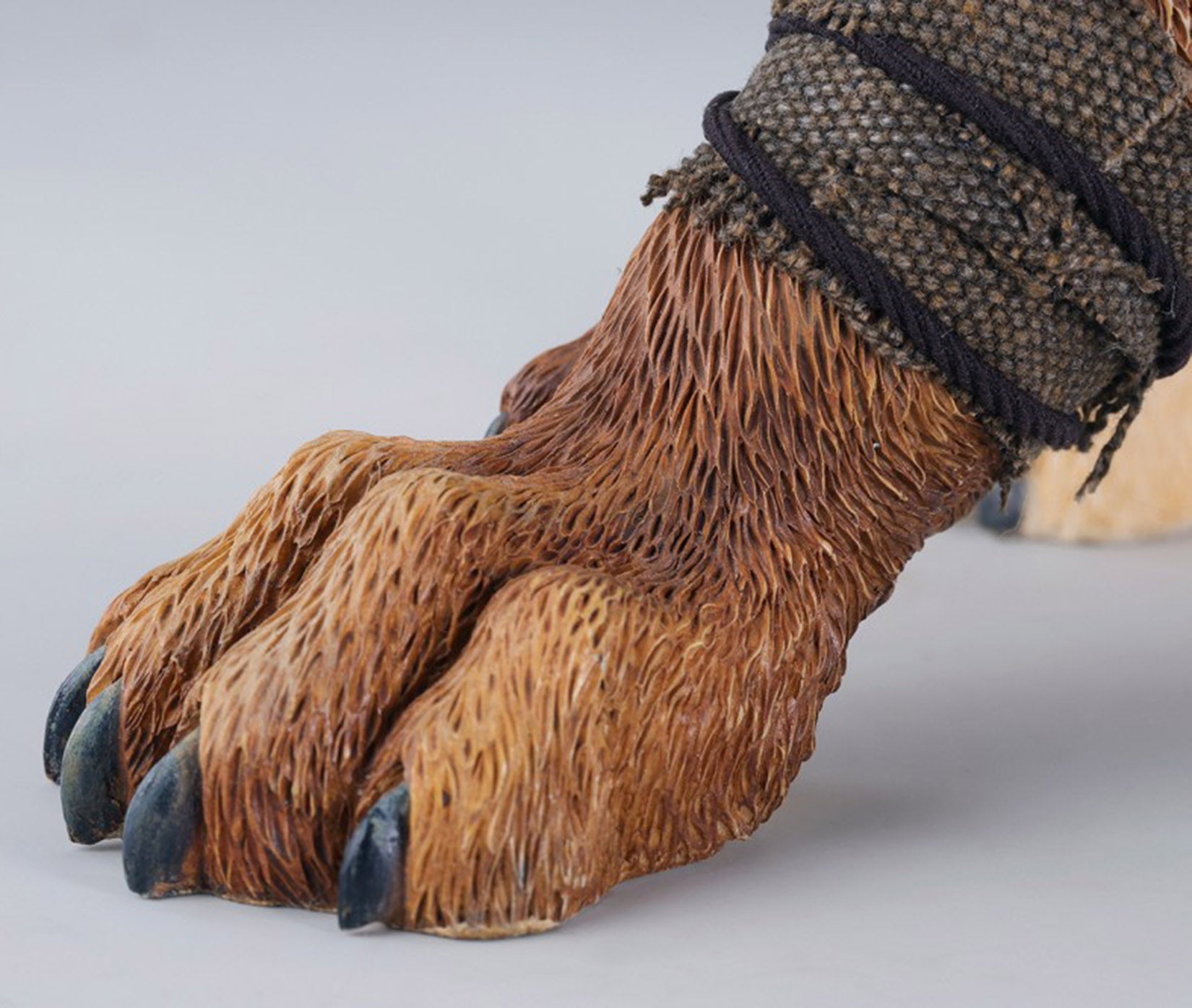 JXK Saber-toothed Tiger Figure