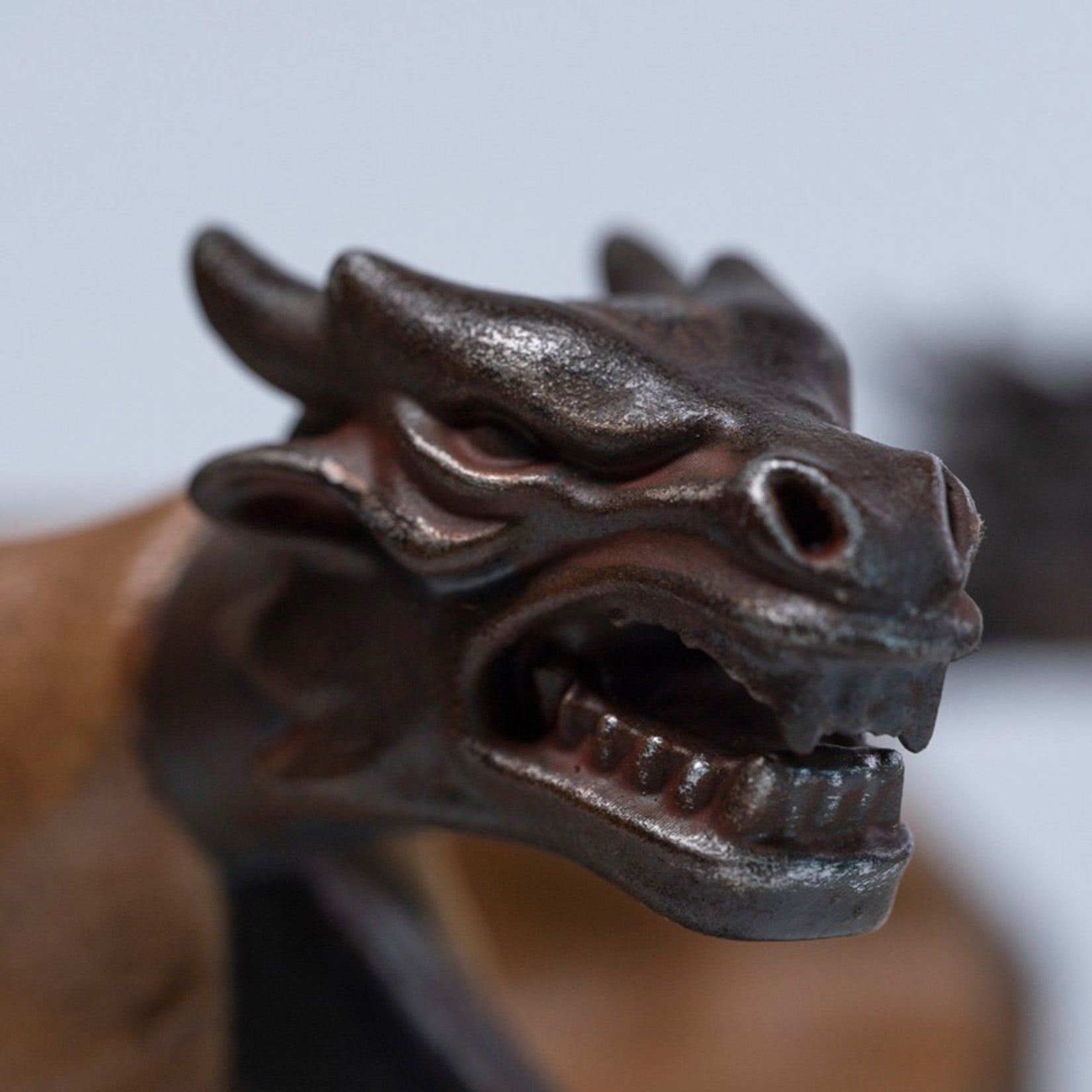 MMMTOYS Studio 1:6 ScaleThrone of Bone Beast Figurine