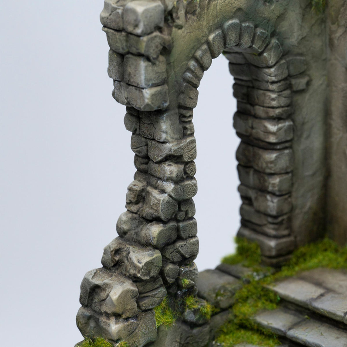 MMMTOYS 1: 18 Scale Ruins Tower of Disorder Model