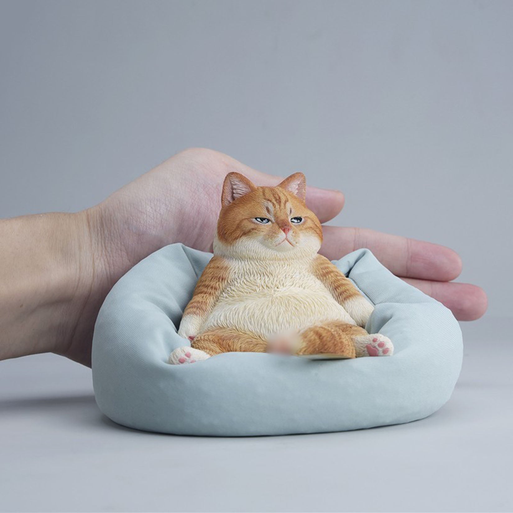 JXK Lazy Cat Figure