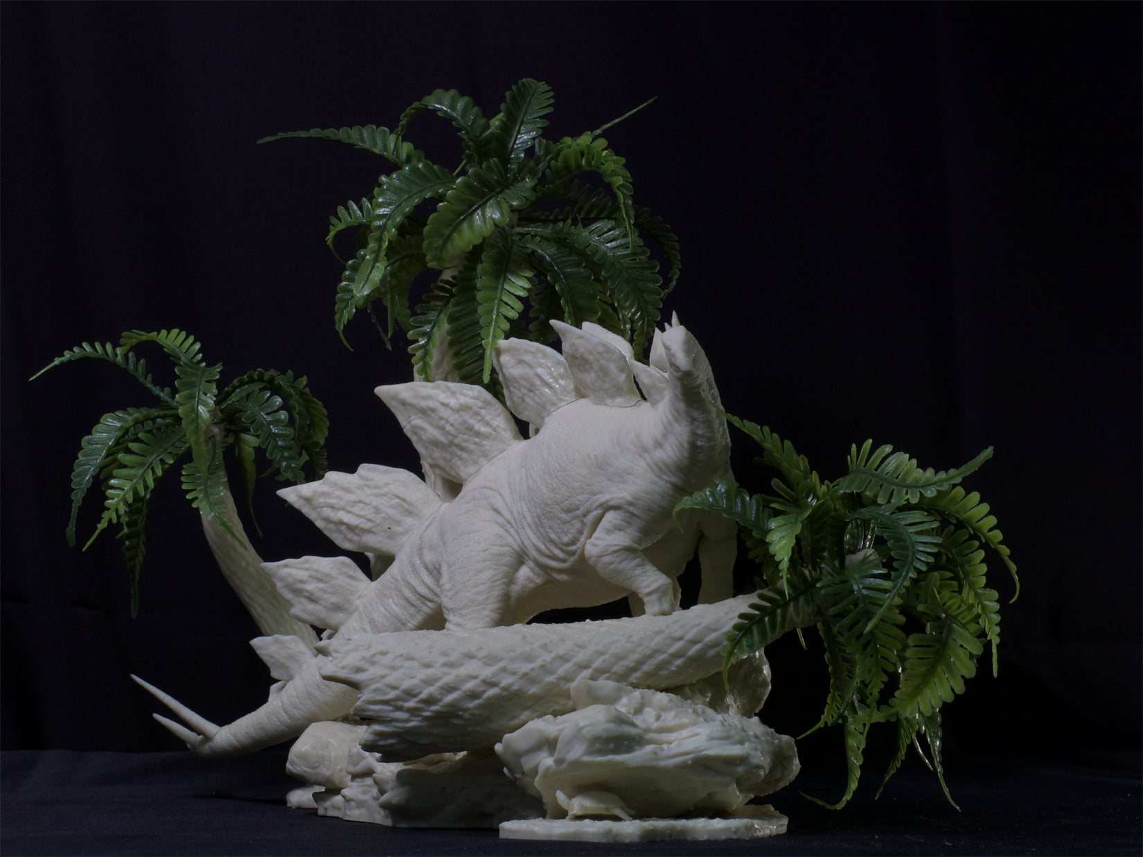 1/35 Scale Stegosaurus Scene Model Kit