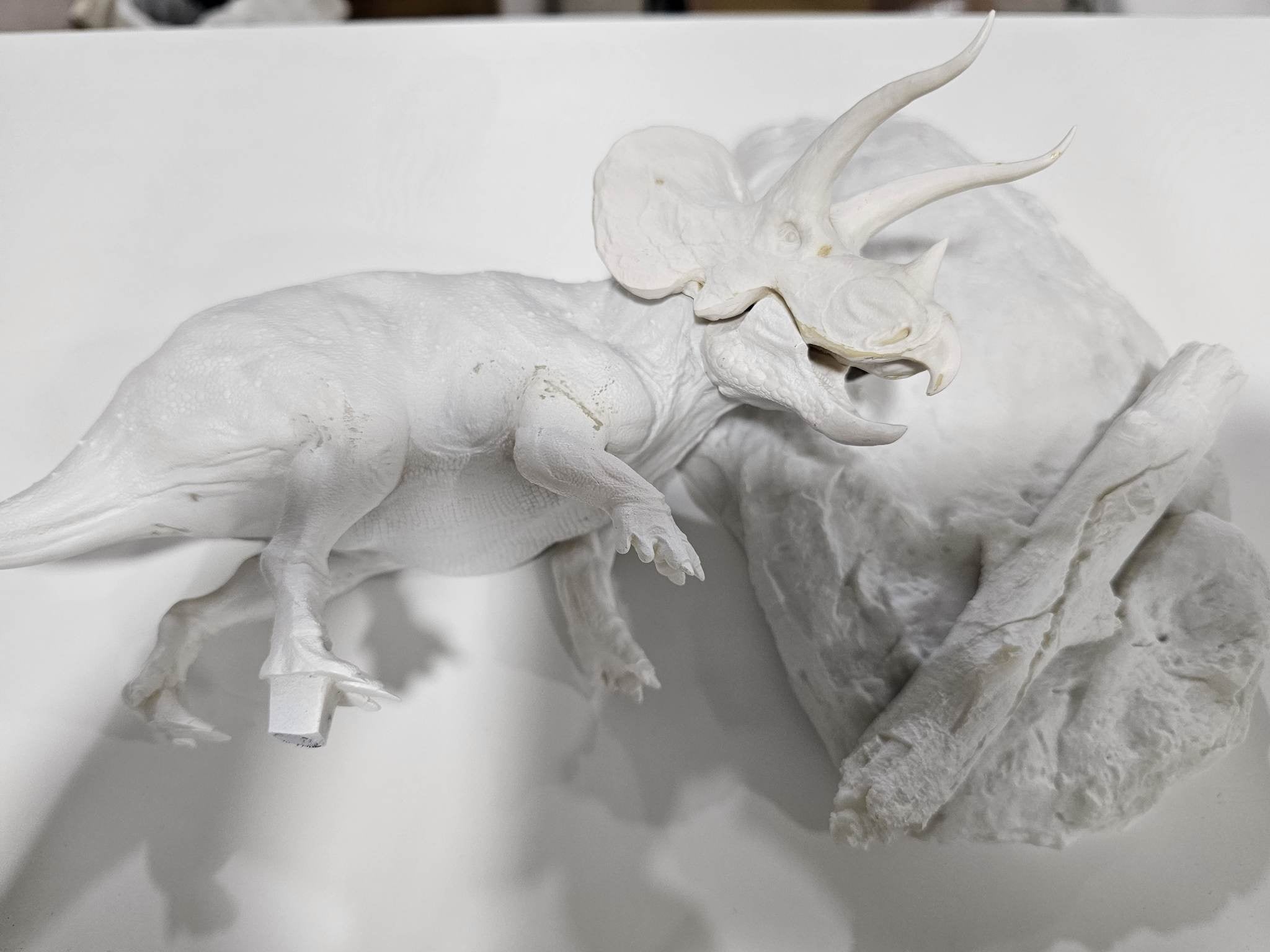 1/35 Scale Triceratops Statue