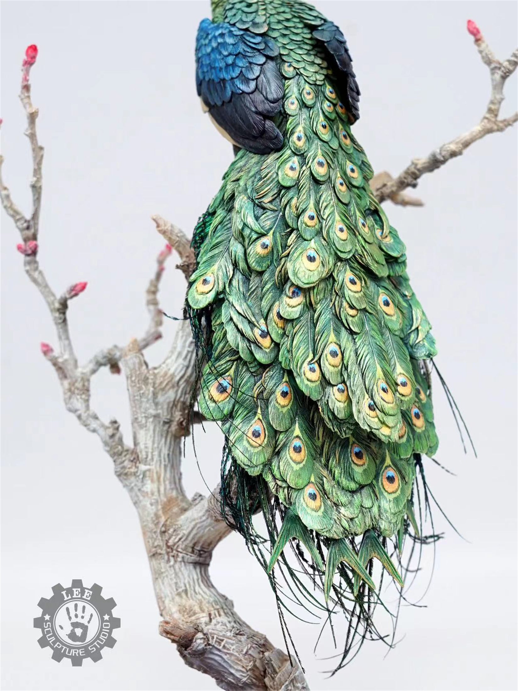 Lee 1/10 Scale Green Peafowl Scene Model