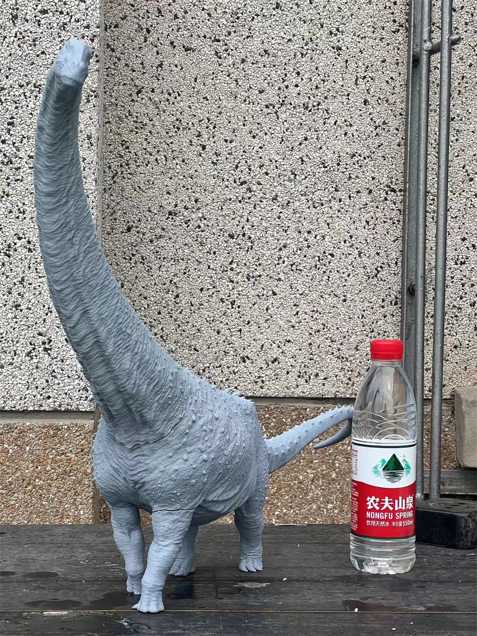 PASSION CHARGER 1/35 Scale Argentinosaurus Model