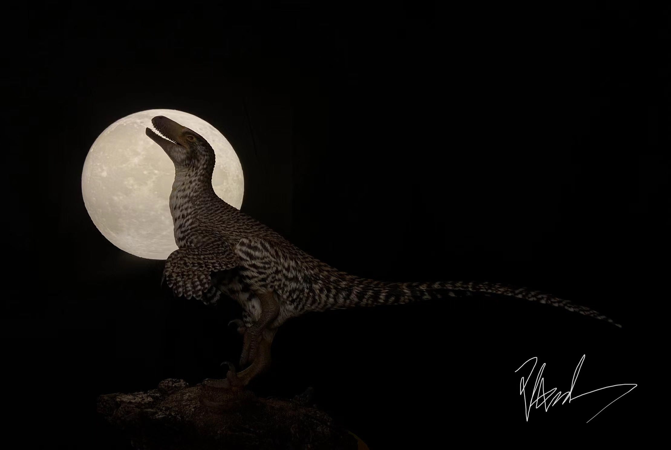MK Studio 1:20 Scale Dakotaraptor Scene Statue