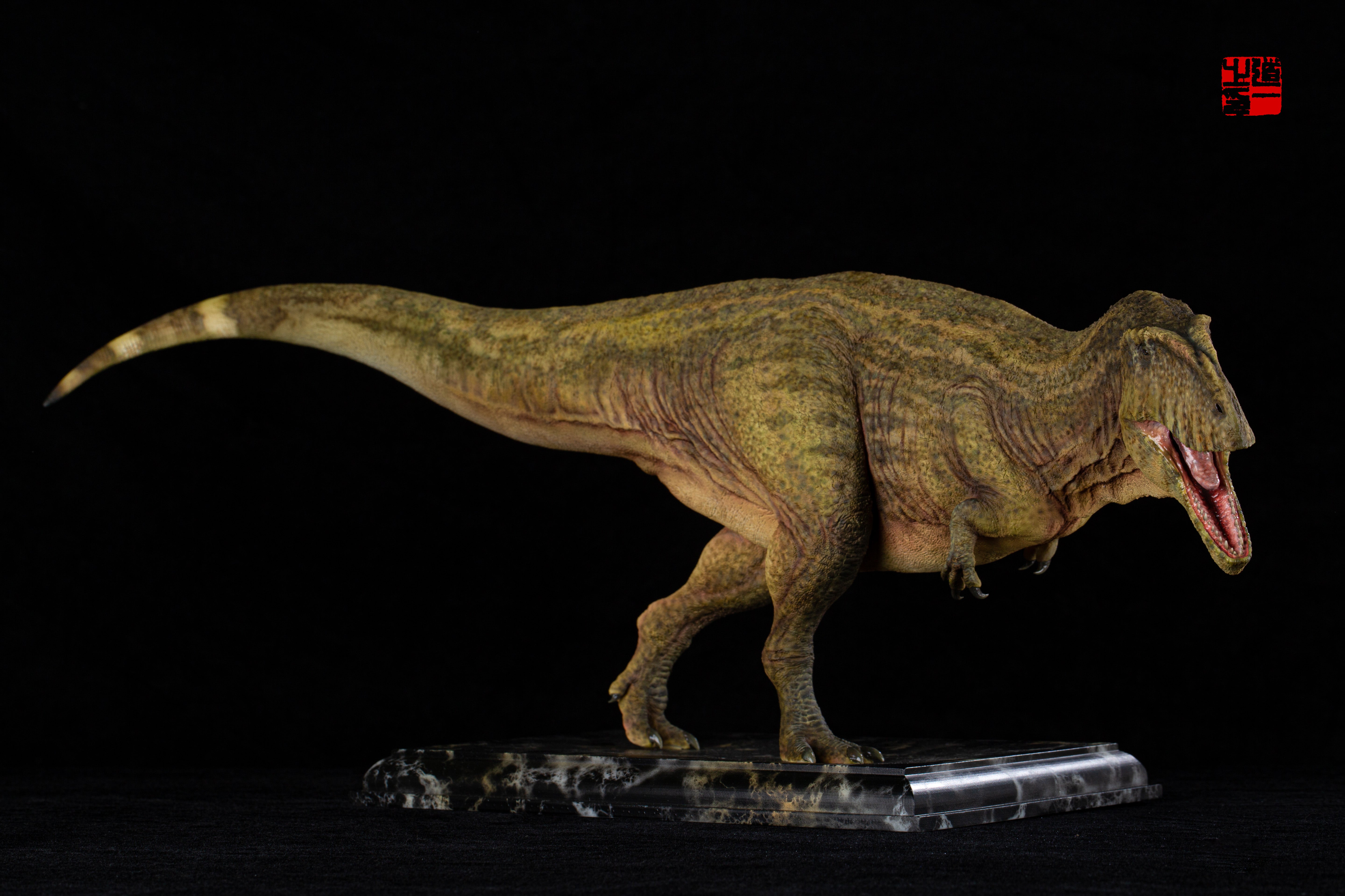 SHOWANNA 1:10 Scale Carcharodontosaurus Statue