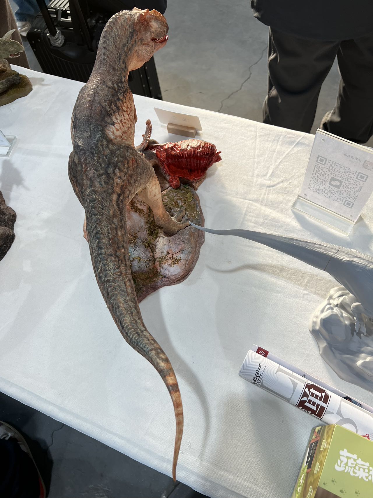 LINGHU ART STUDIO Daspletosaurus torosus Model