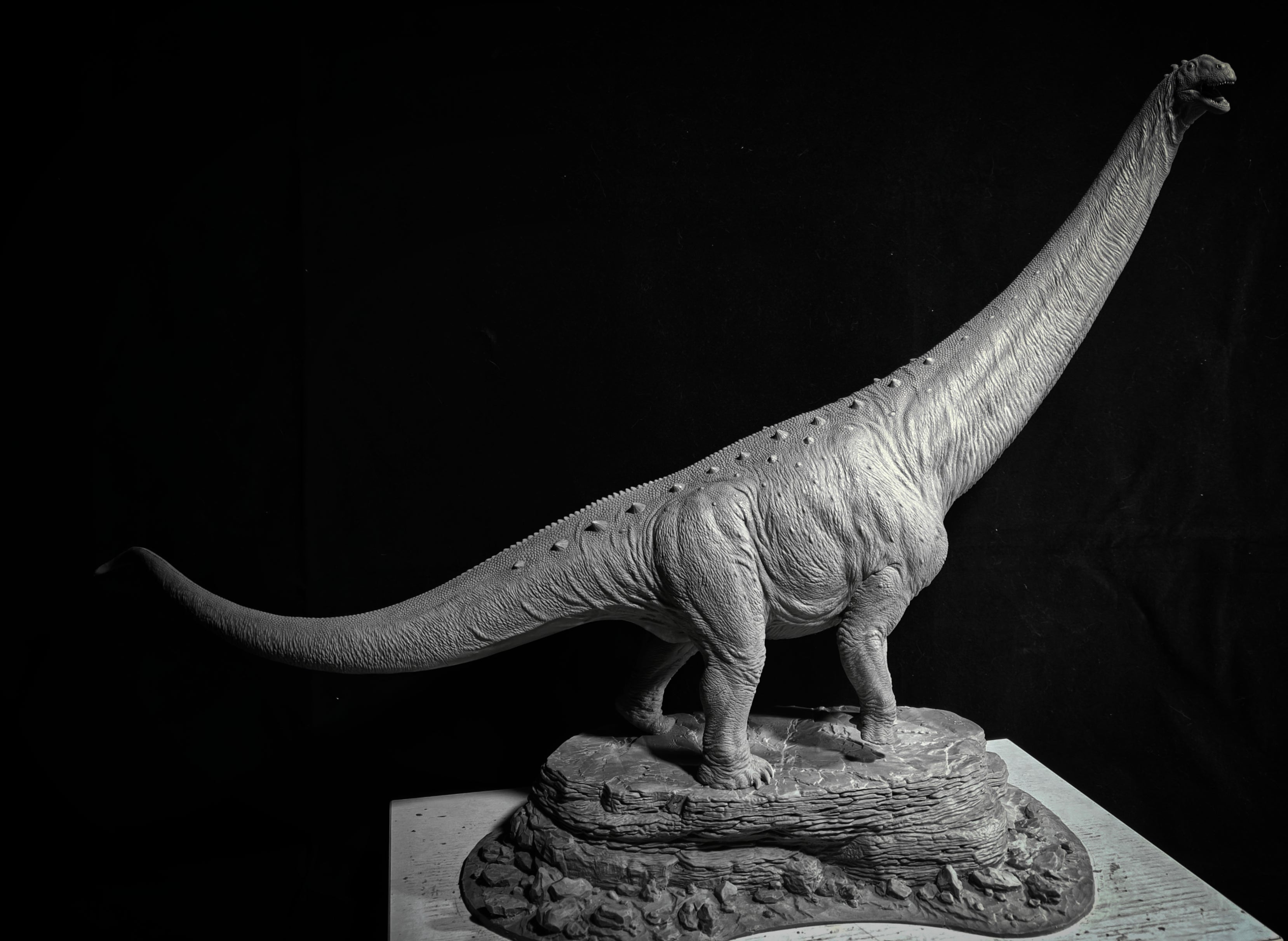 BAILAN Studio 1/35 Scale Paralititan Statue