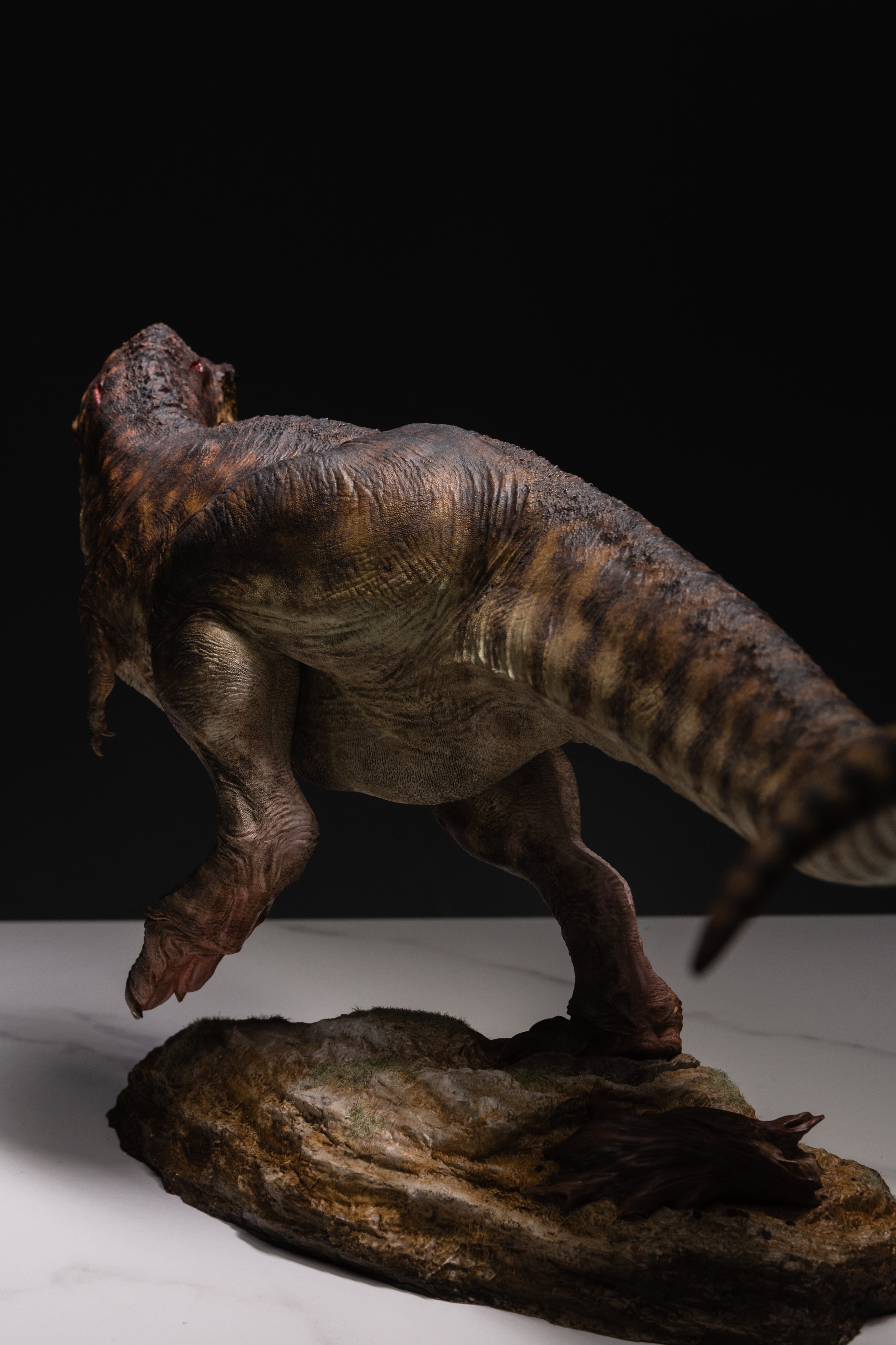 Greenhouse Revolution Studio 1/18 Scale Zhuchengtyrannus Model