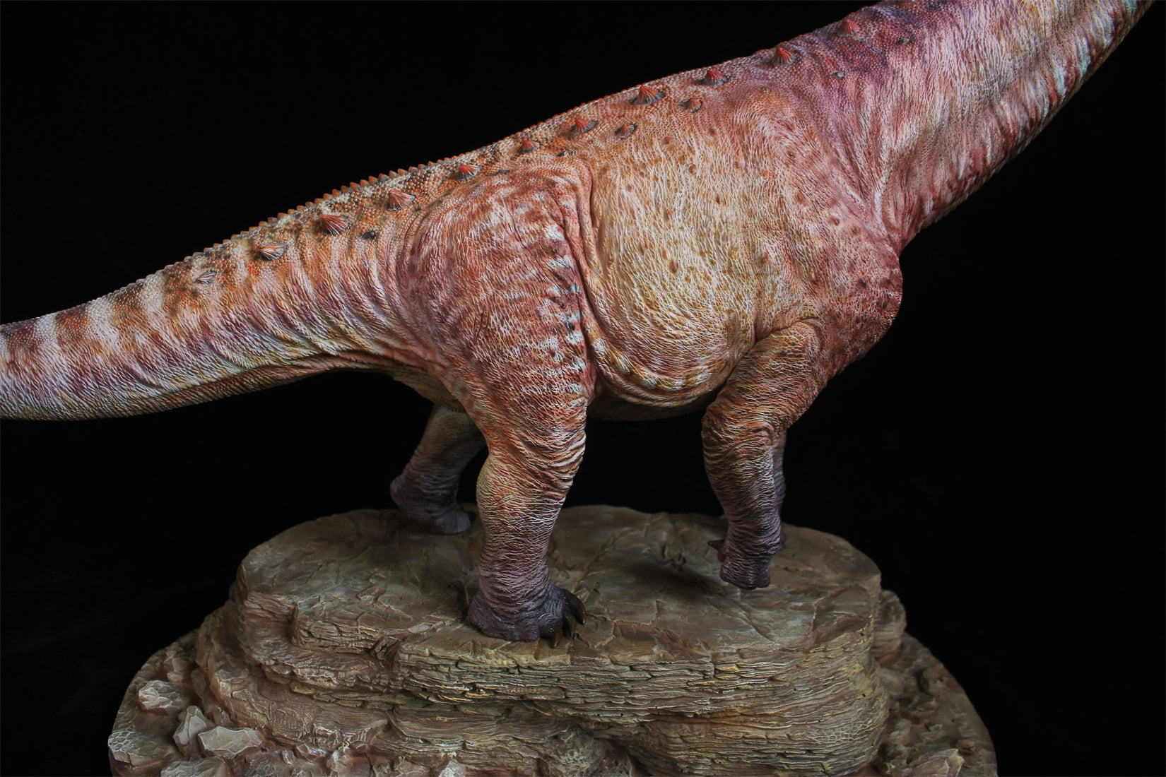 BAILAN Studio 1/35 Scale Paralititan Statue