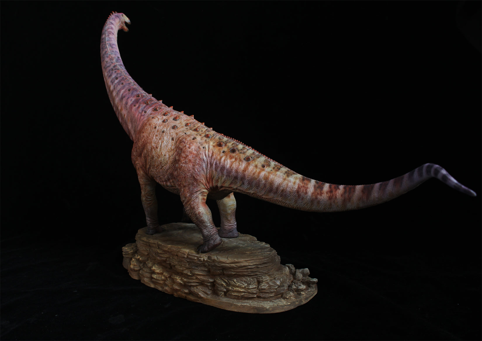 BAILAN Studio 1/35 Scale Paralititan Statue