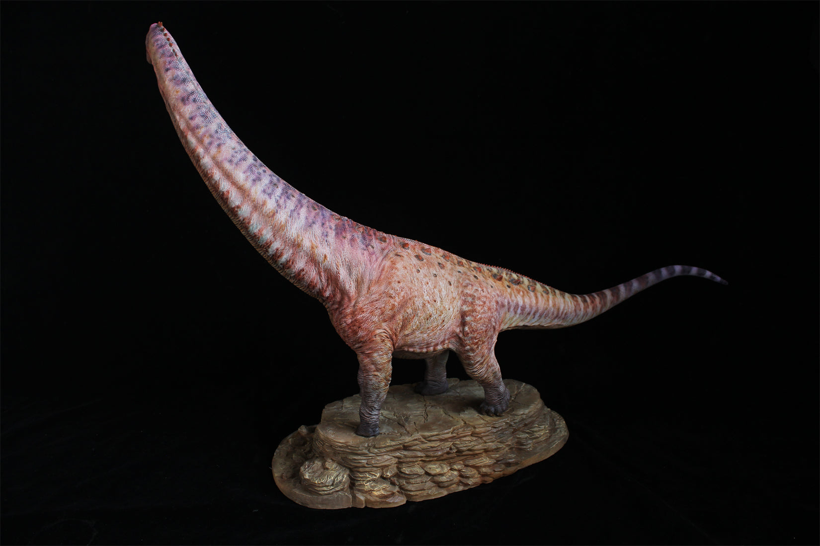 BAILAN Studio 1/35 Scale Paralititan Statue