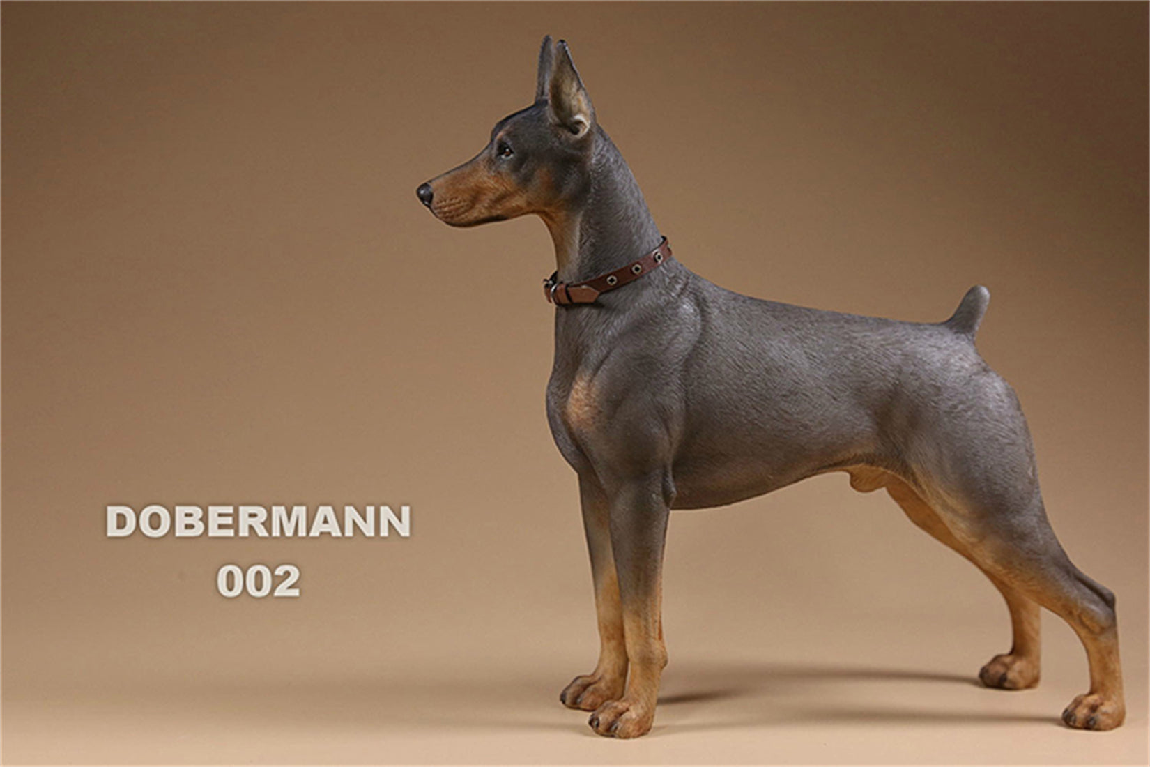 1/6 Dobermann Figure