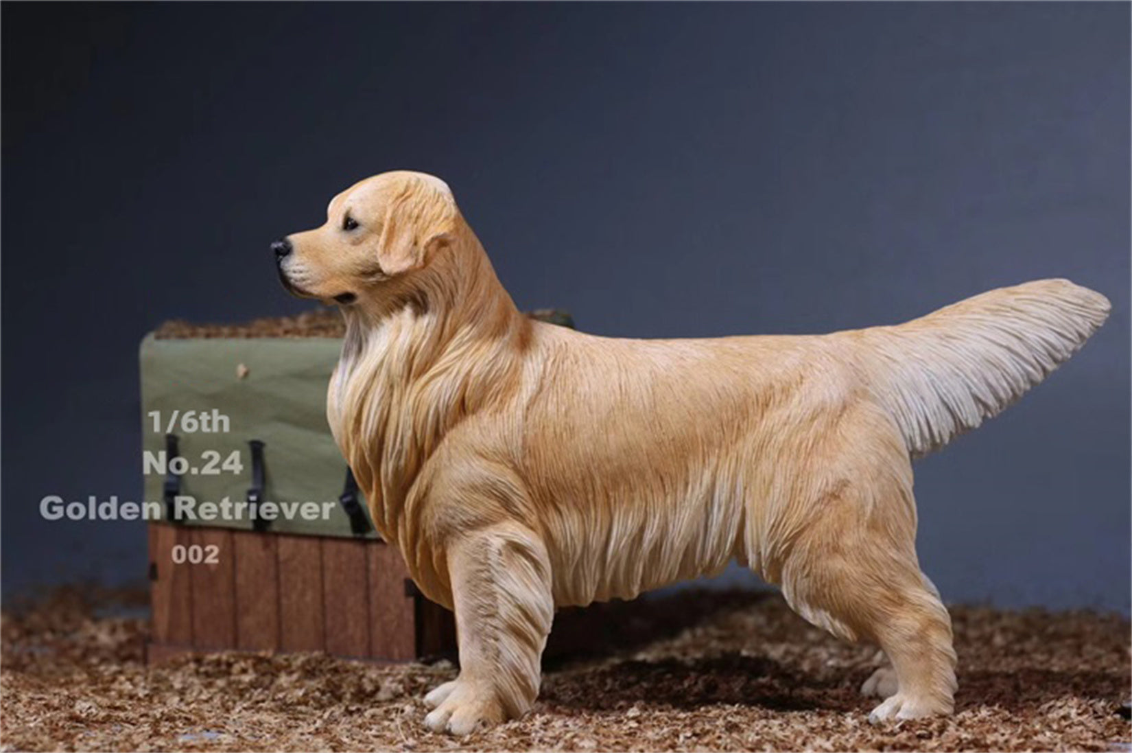 1/6 Golden Retriever Figure