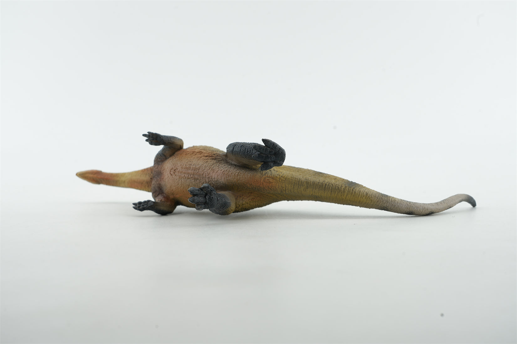 TNG Lufengosaurus Quetzalcoatlus Cryolophosaurus Saichania Sinosauropteryx Figure