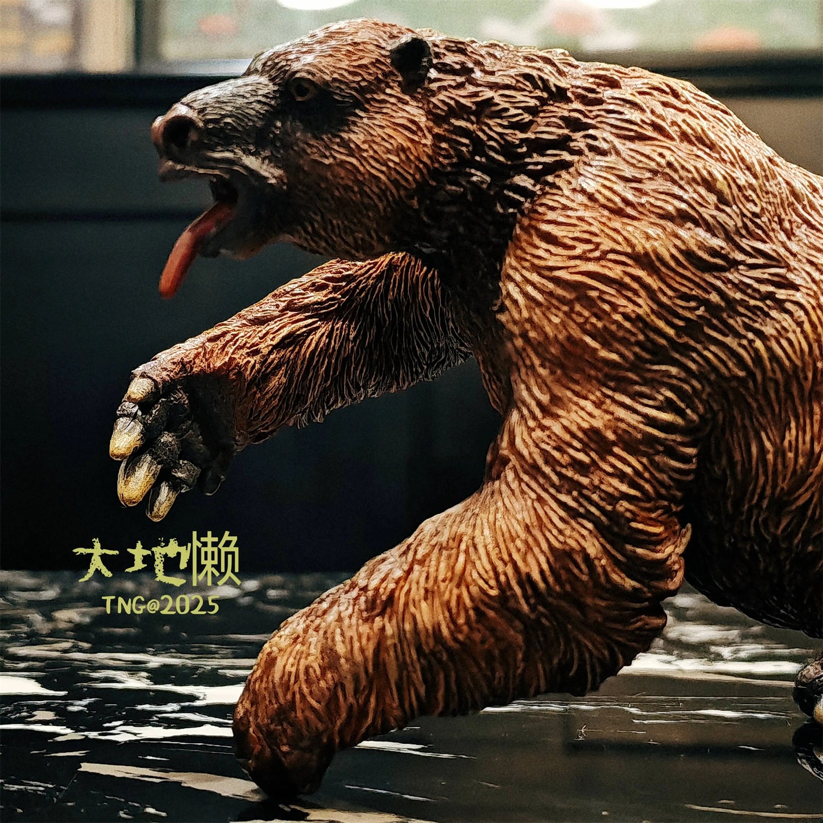 TNG Elasmotherium Megatherium Woolly Mammoth Stegodon Brontotheriidae Smilodon Figure