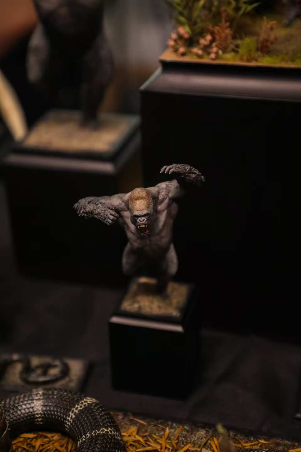 APHID STUDIO Western lowland gorilla Model