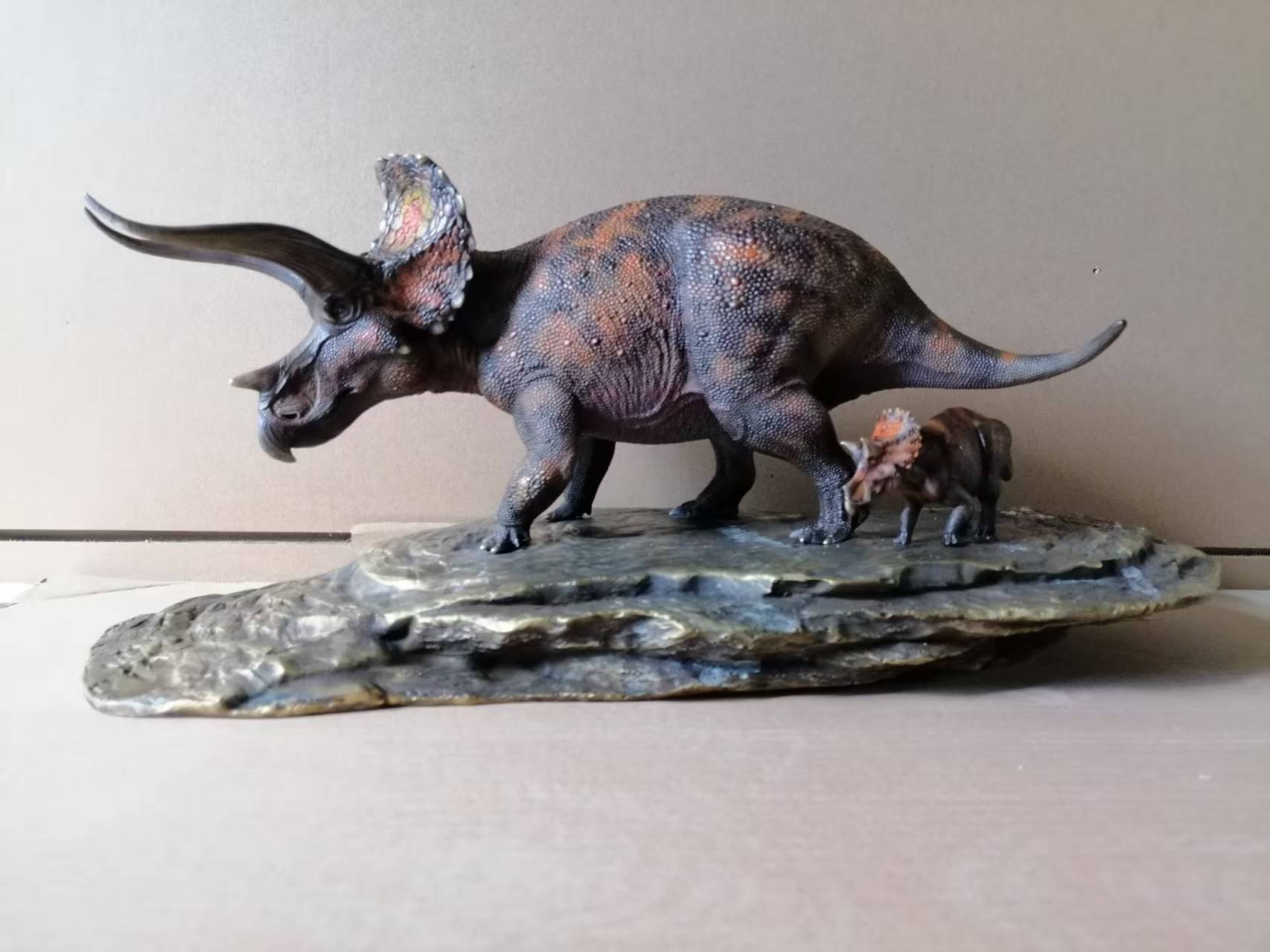 HAOLONGGOOD 1:20 Scale Tyrannosaurus Rex Triceratops Bronze Model
