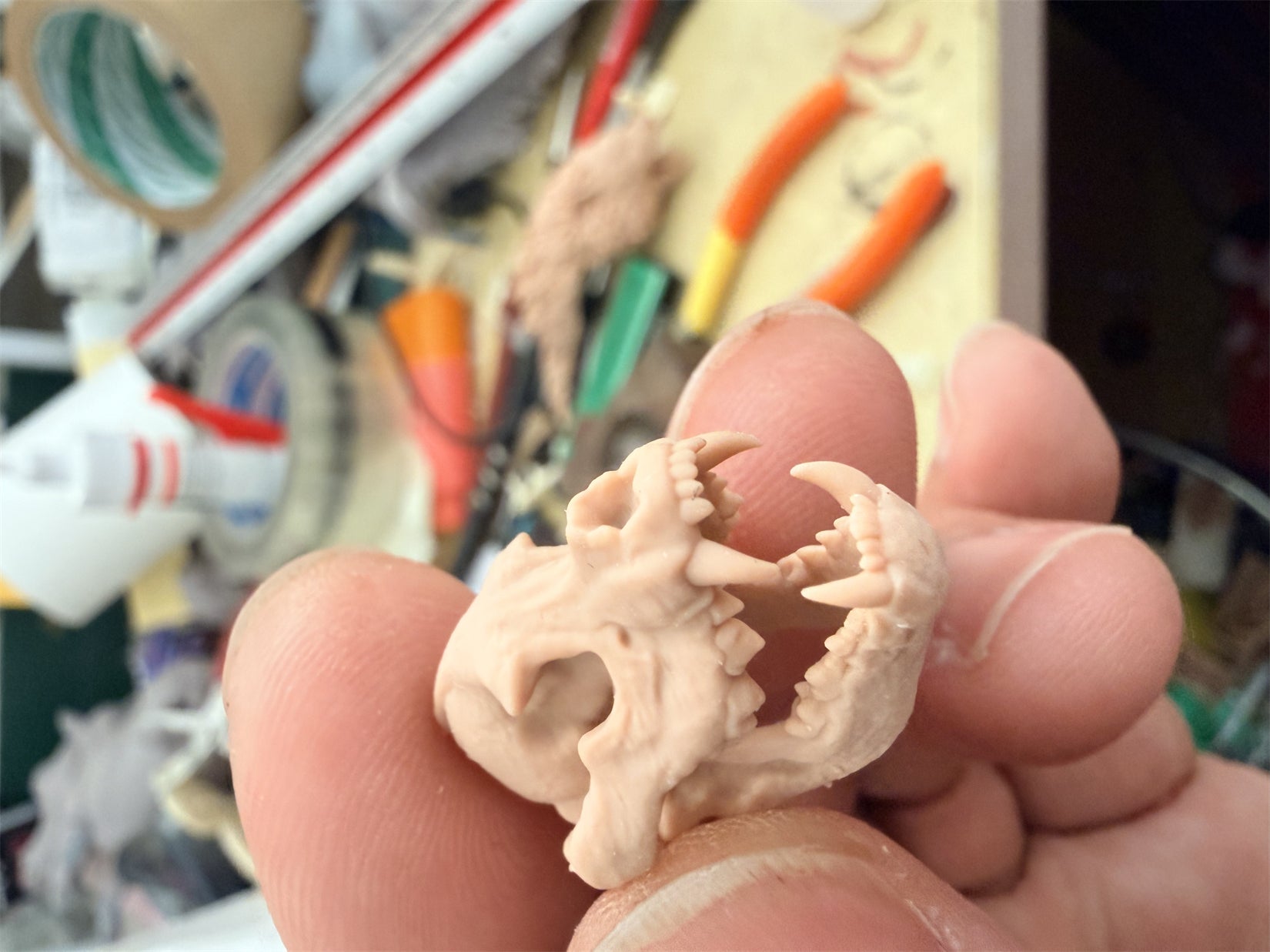 PASSION CHARGER Dinocrocuta Gigantea VS Kubanochoerus Model