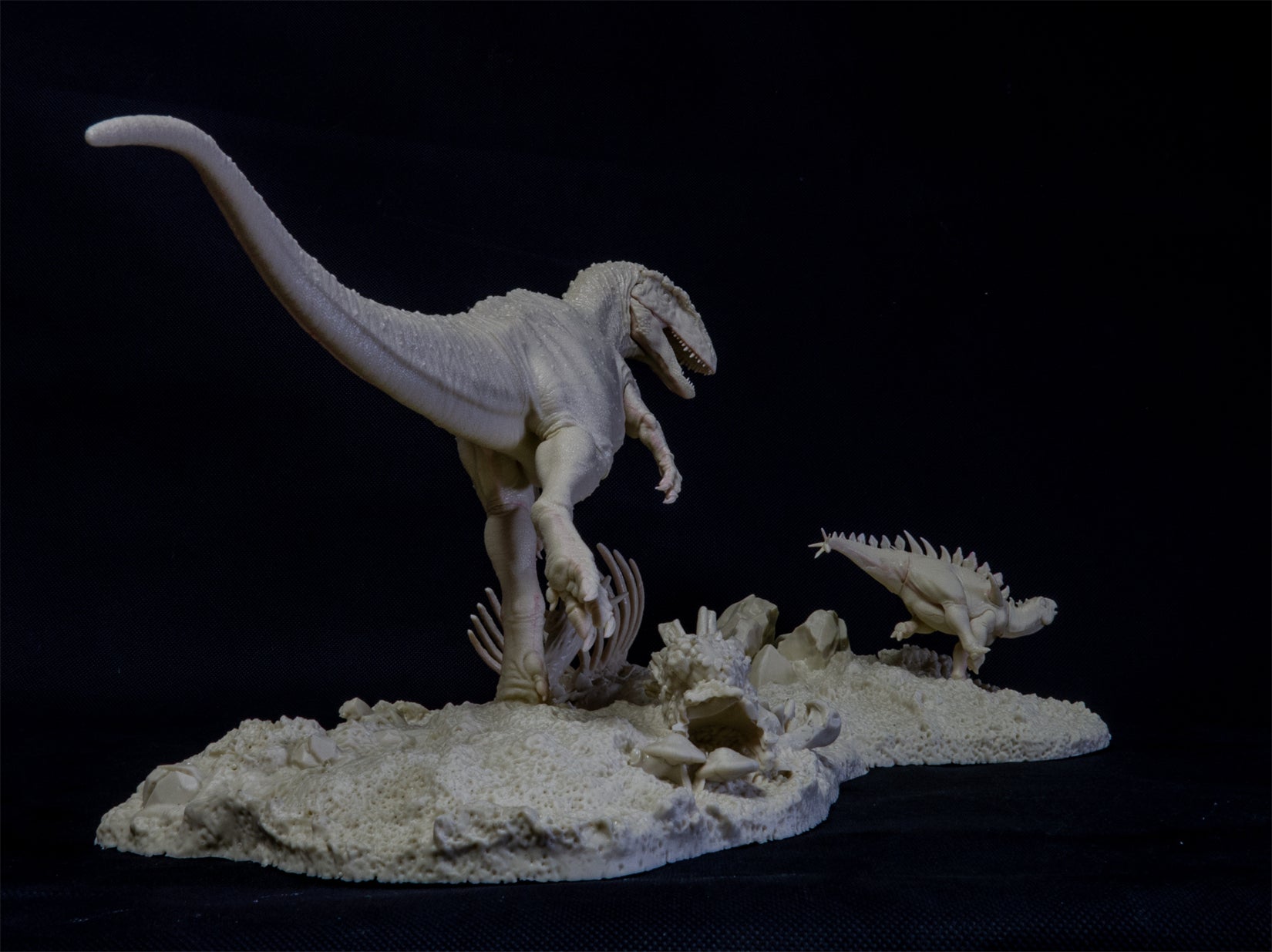 PASSION CHARGER Sinraptor Hepingensis & Gigantspinosaurus Juveniles Model