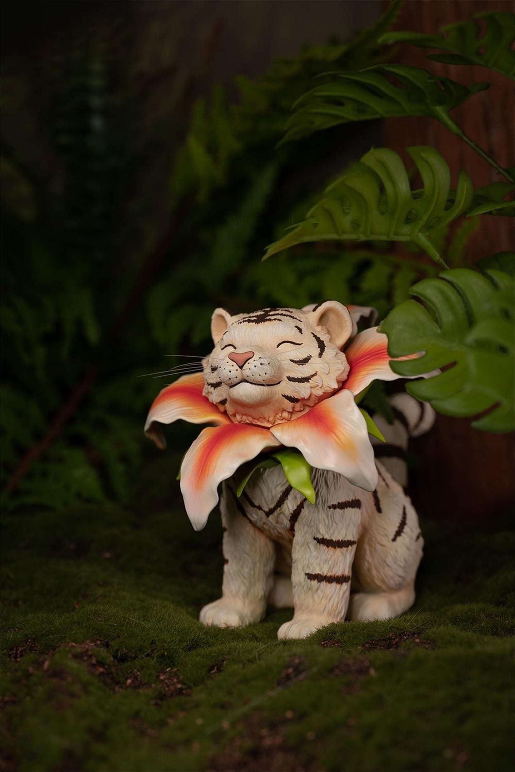 Cute Lily White Tiger Plus Edition