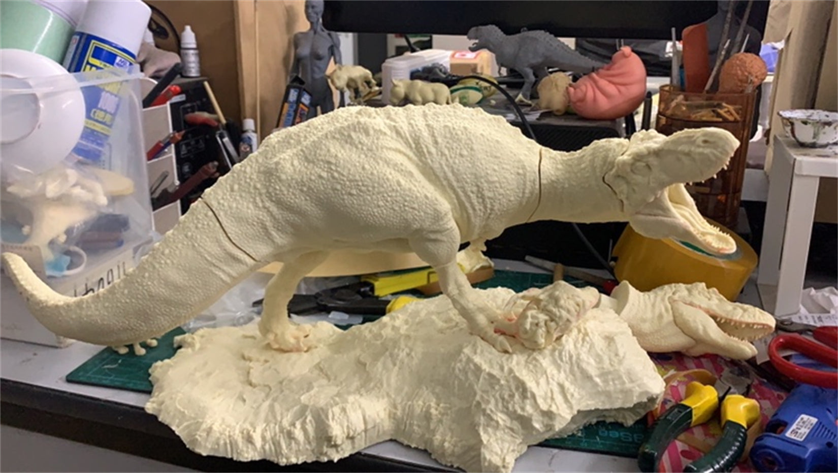 PASSION CHARGER 1/20 Tarbosaurus vs Therizinosaurus GK Modell