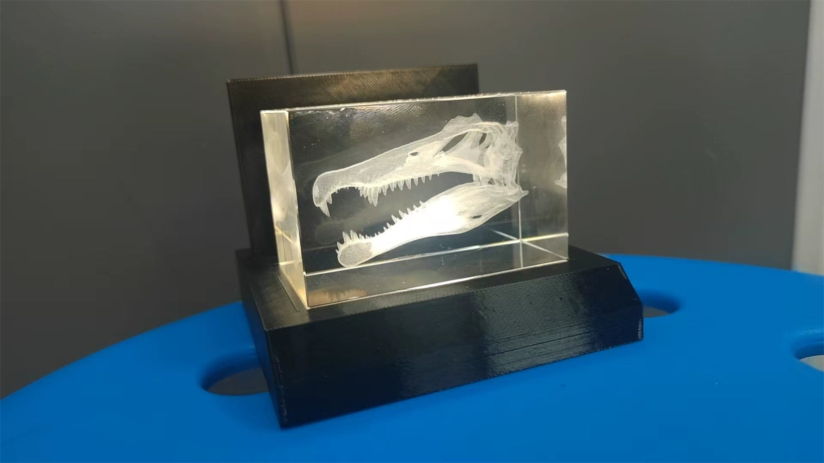 USB Crystal Lamp Base with Tri-Color Light