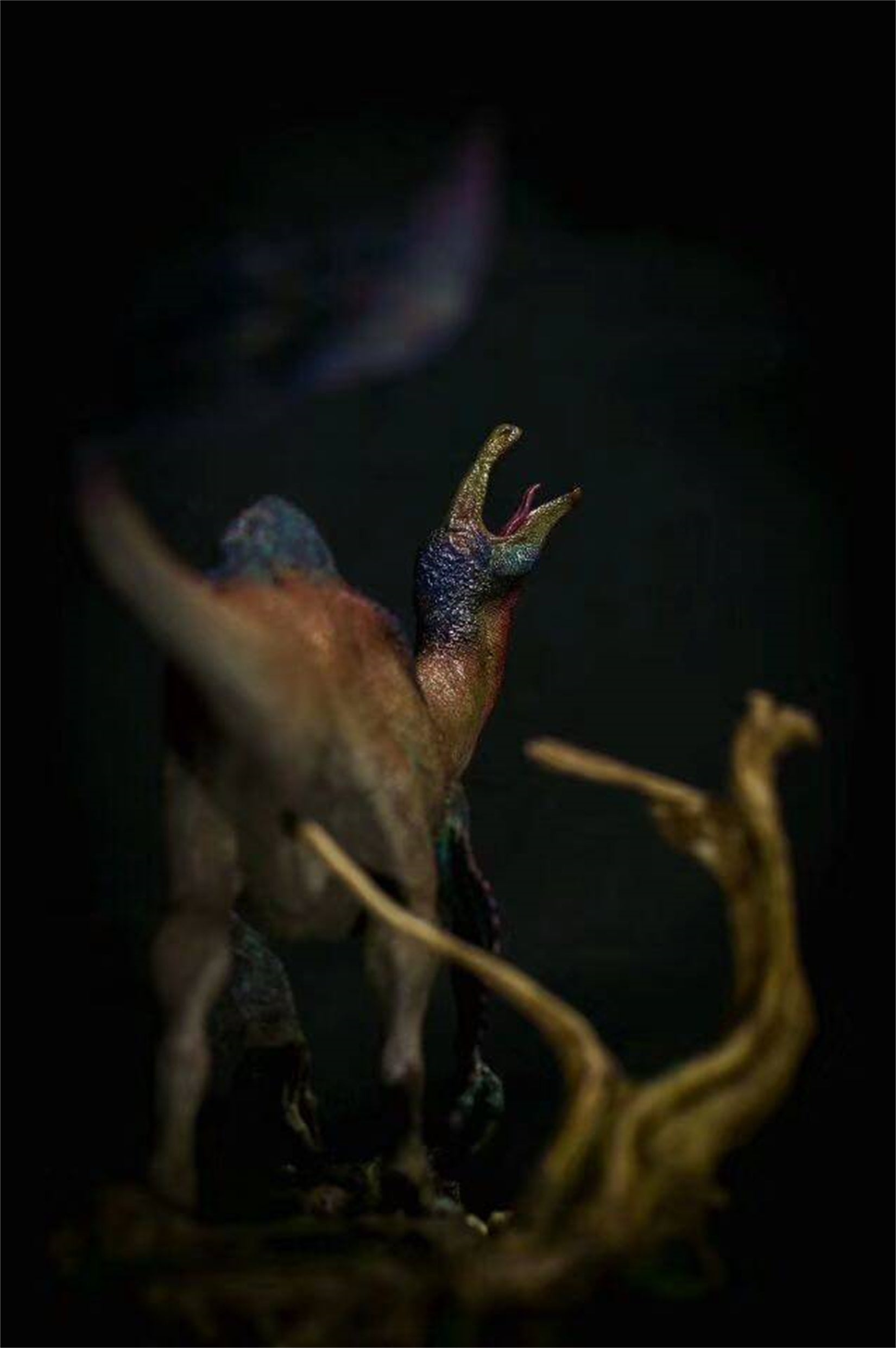 PASSION CHARGER Deinocheirus Unpainted GK Model