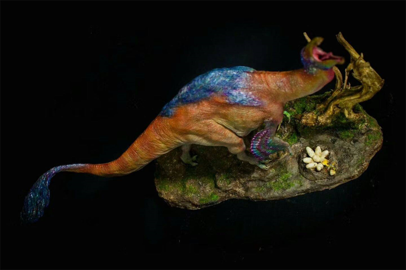 PASSION CHARGER Deinocheirus Unpainted GK Model