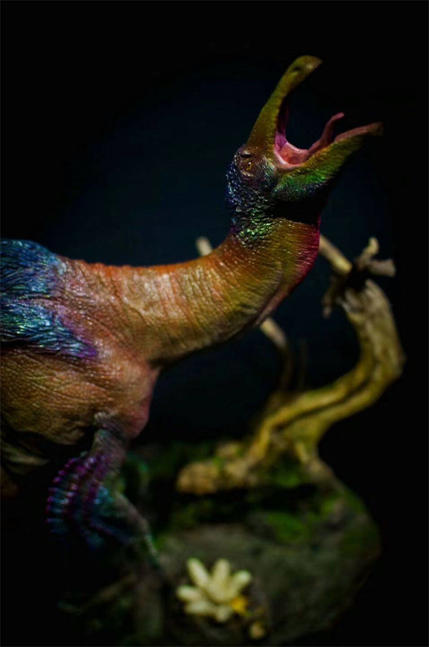 PASSION CHARGER Deinocheirus Unpainted GK Model