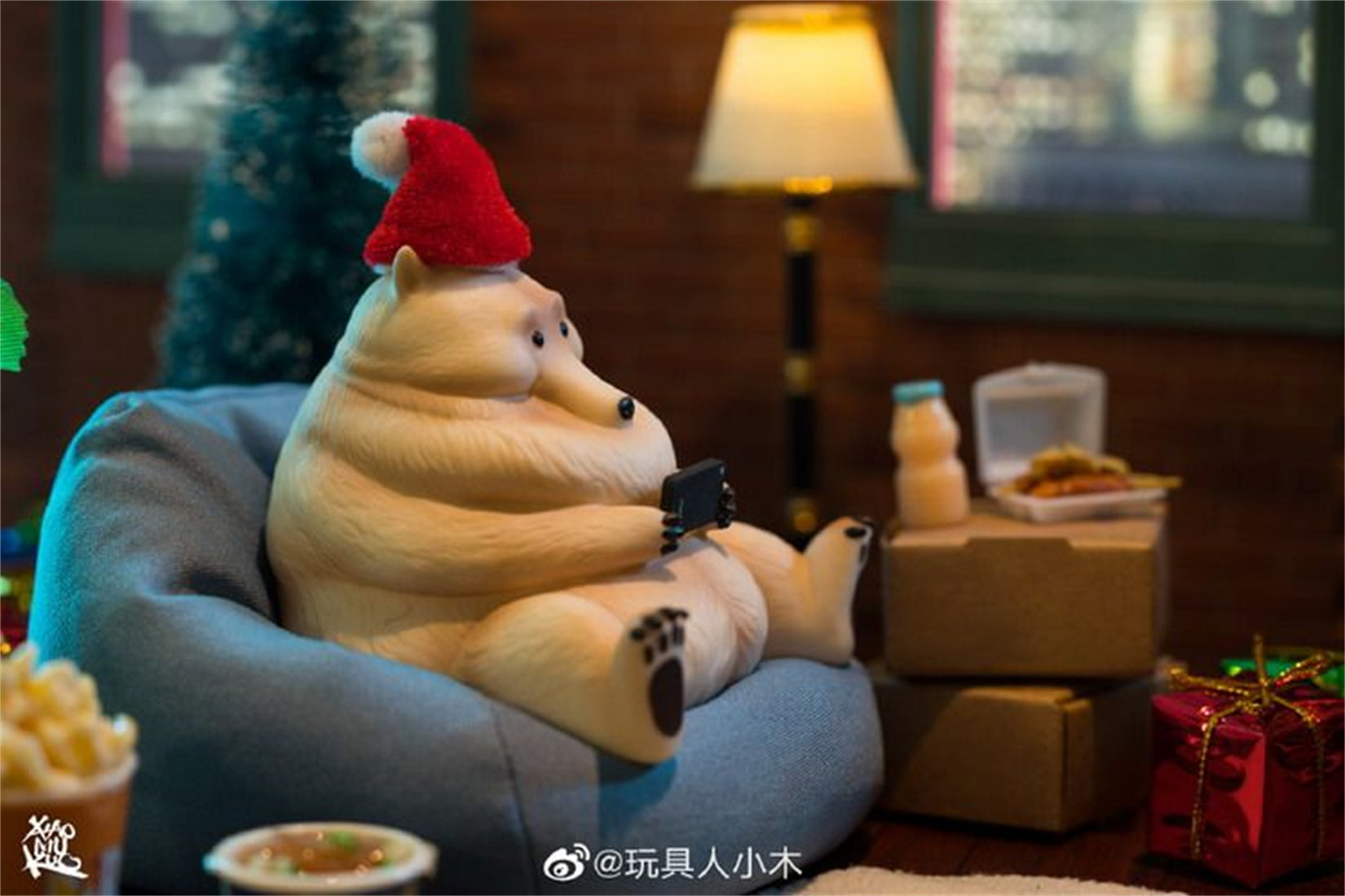 1/6 Scale Lazy Critters – Animals Lounging on the Sofa