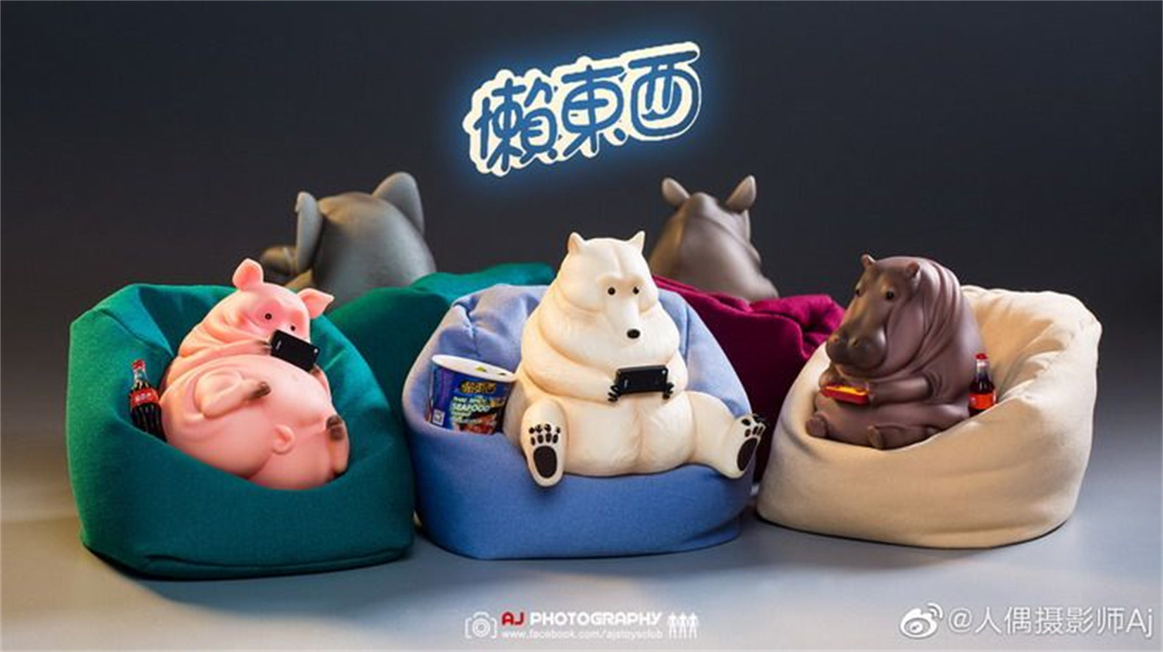1/6 Scale Lazy Critters – Animals Lounging on the Sofa