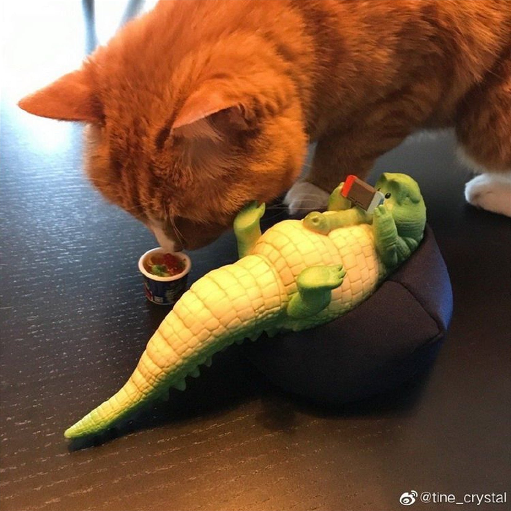 1/6 Scale Lazy Critters – Animals Lounging on the Sofa