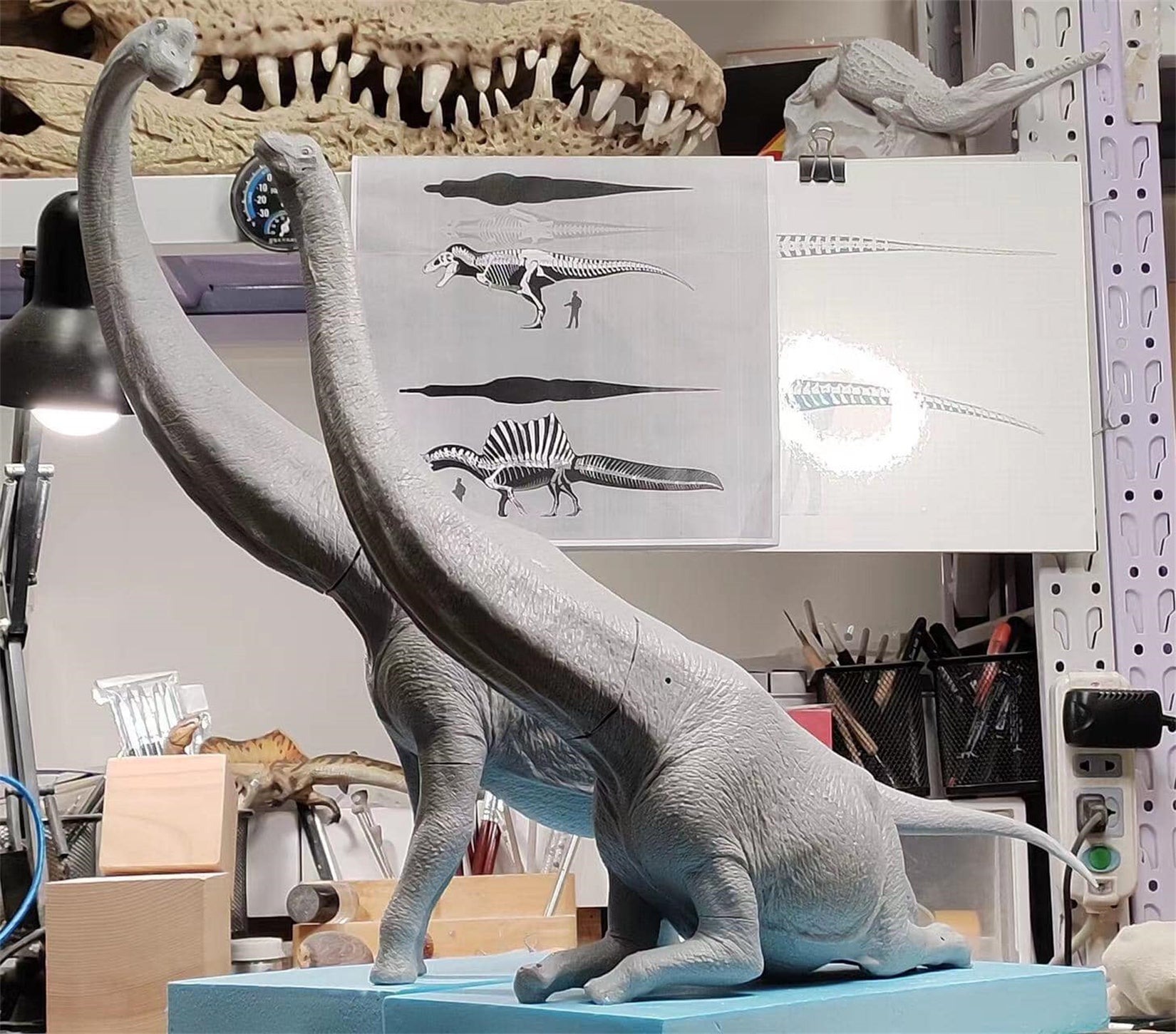Tison Zhang 1/24 Scale Giraffatitan Scene Model
